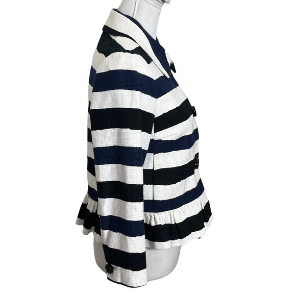 Welcome to my closet! - Picture 5 of 14